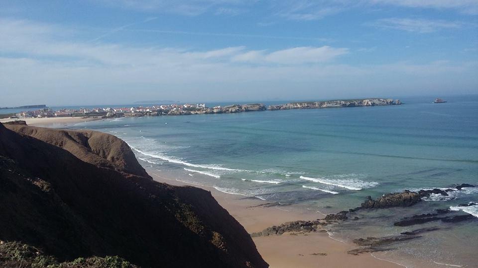 Alex Surf Hostel Baleal Bagian luar foto